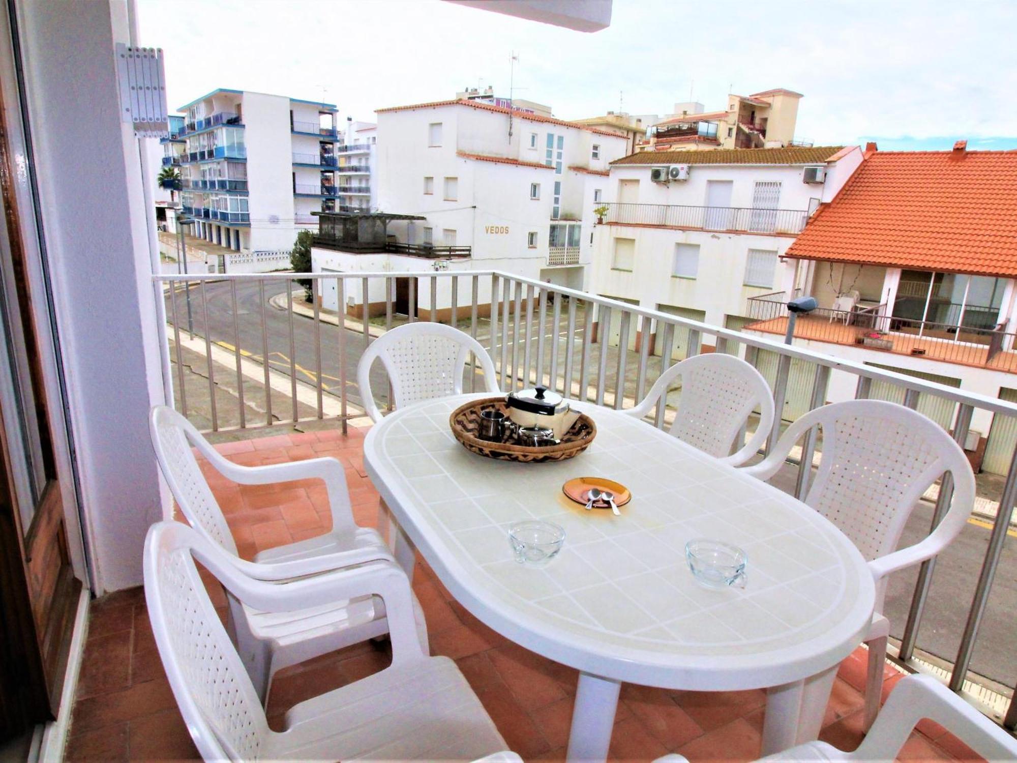 Apto En 2ª Linea De Playa Con Terraza, Wifi Y Parking Comunitario En Santa Margarita, - Es-258-67 Roses